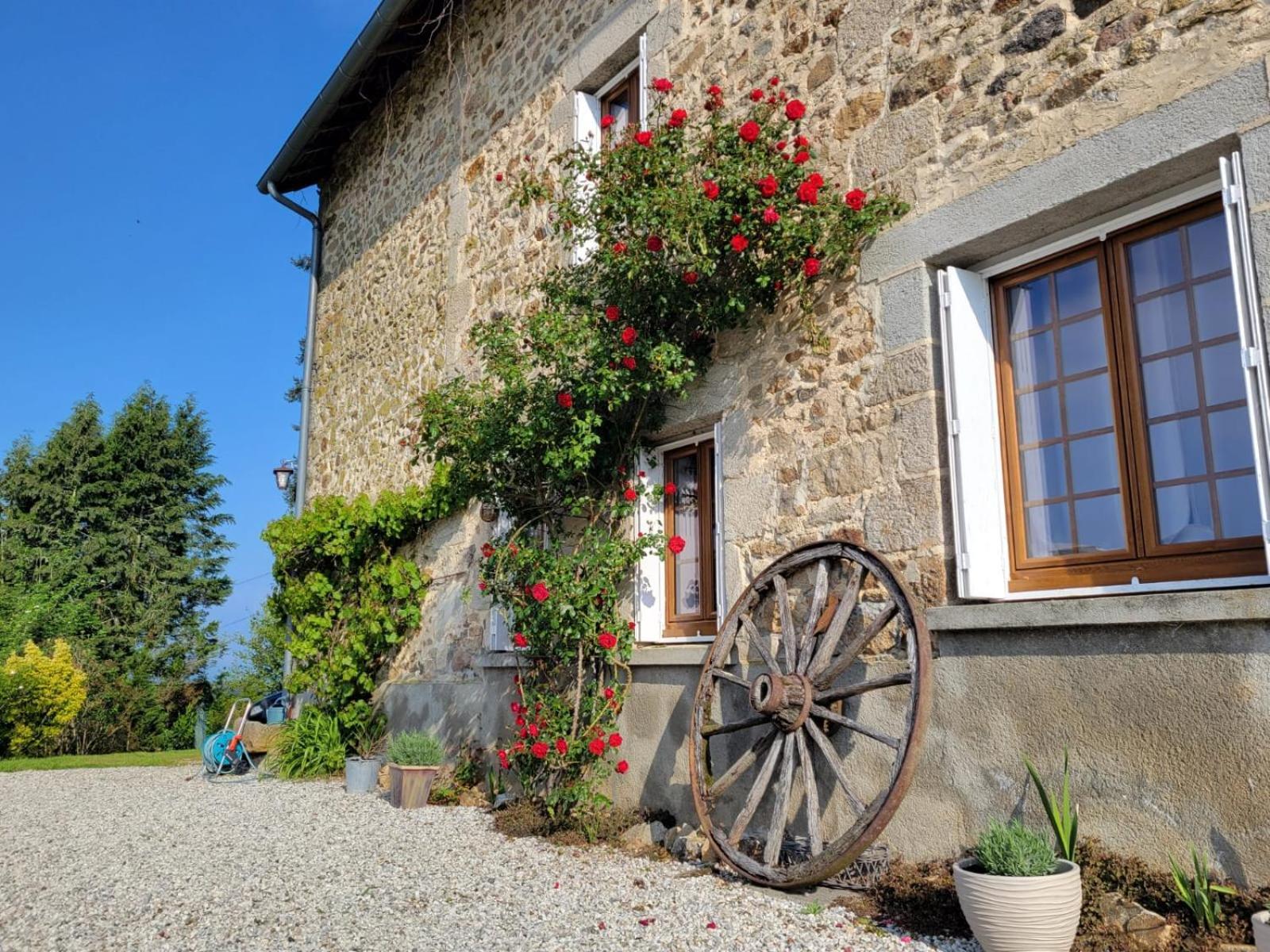 Chambre D'Hotes Le Puy Maury Augne Exteriör bild
